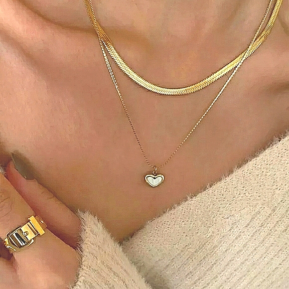 ▪️18k gold plated heart necklace - Picture 2 of 12